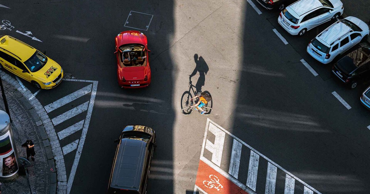 perfectly timed pictures you must see shadows