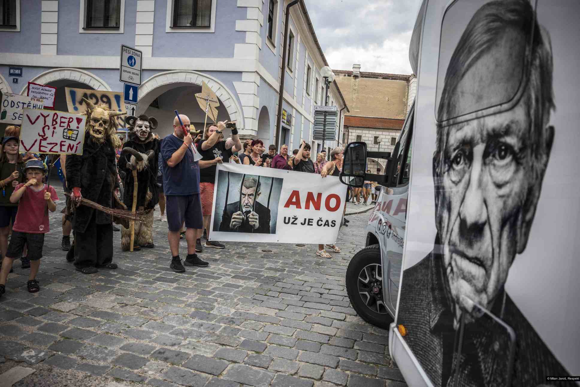 Milan Jaroš, Respekt