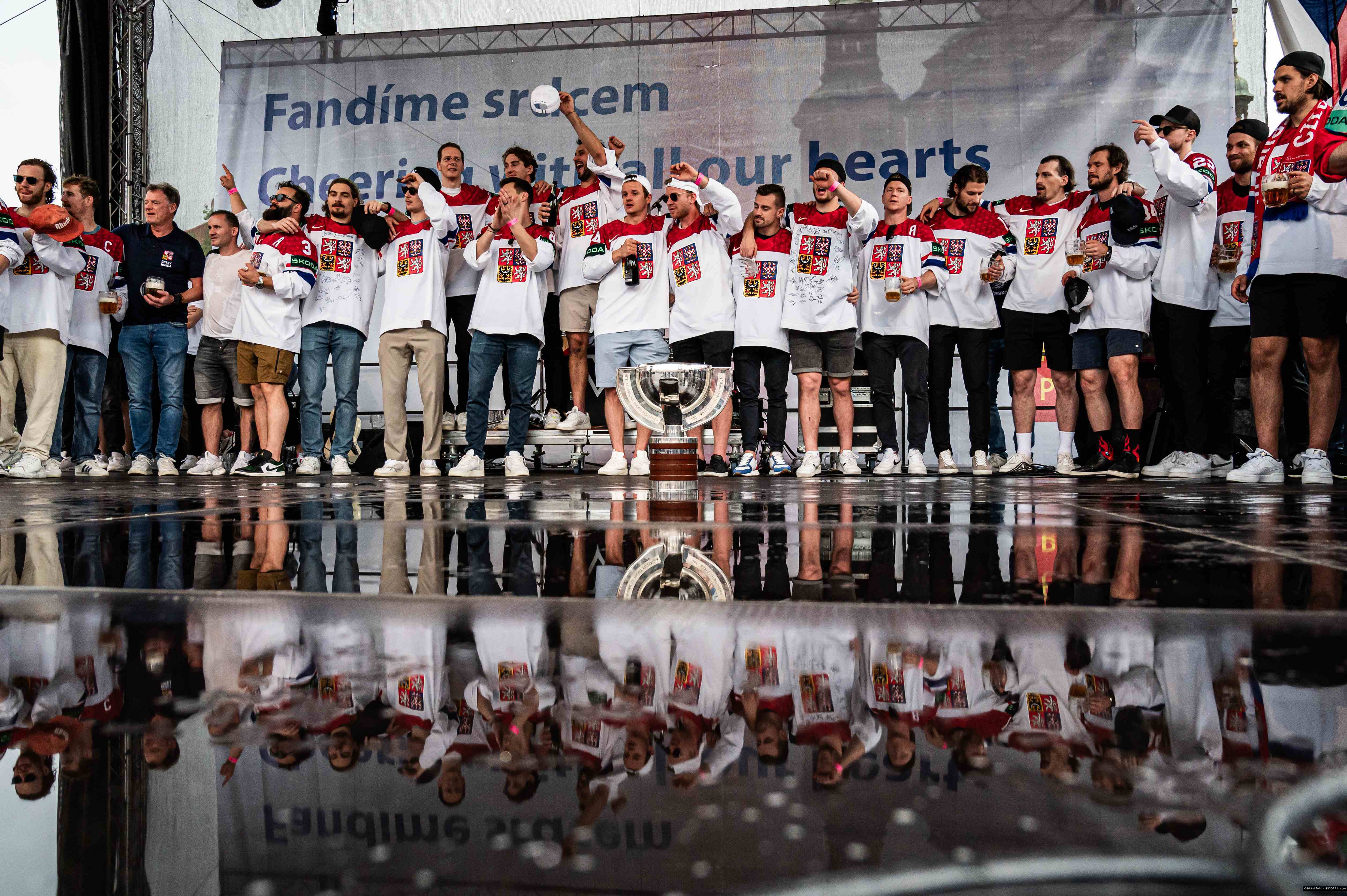 Michal Zelinka, INCORP images