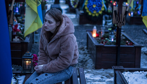 Foto měsíce března 2023 – Milan Jaroš (Respekt) – Pohřby ukrajinských vojáků
